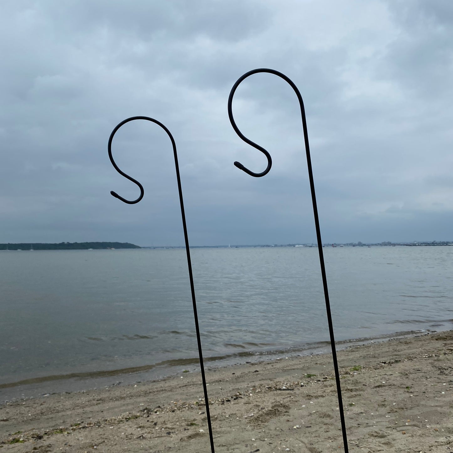 4 x Shepherds Crook Black Metal Garden Border Hooks (1m)