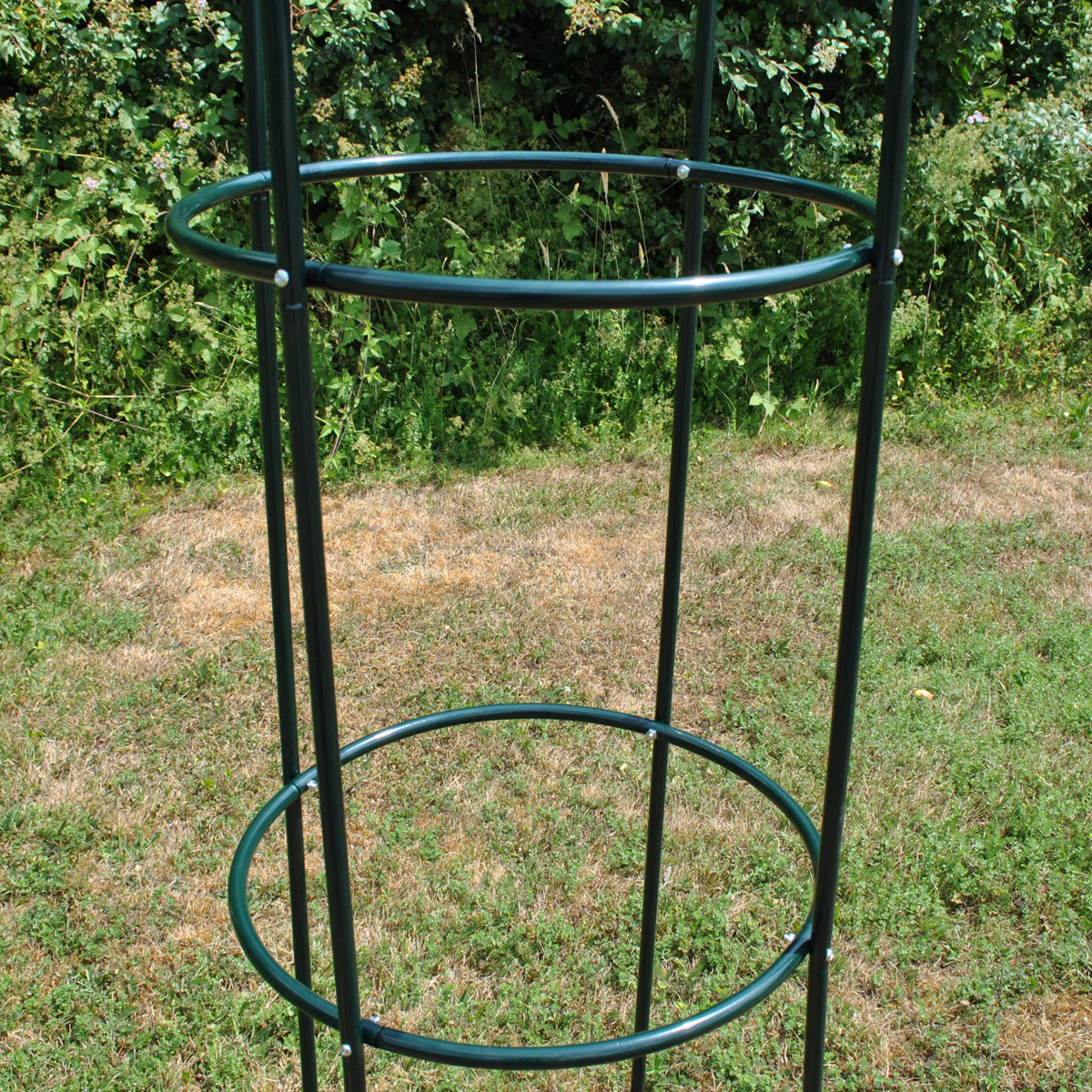 Set of 4 Metal Garden Obelisks
