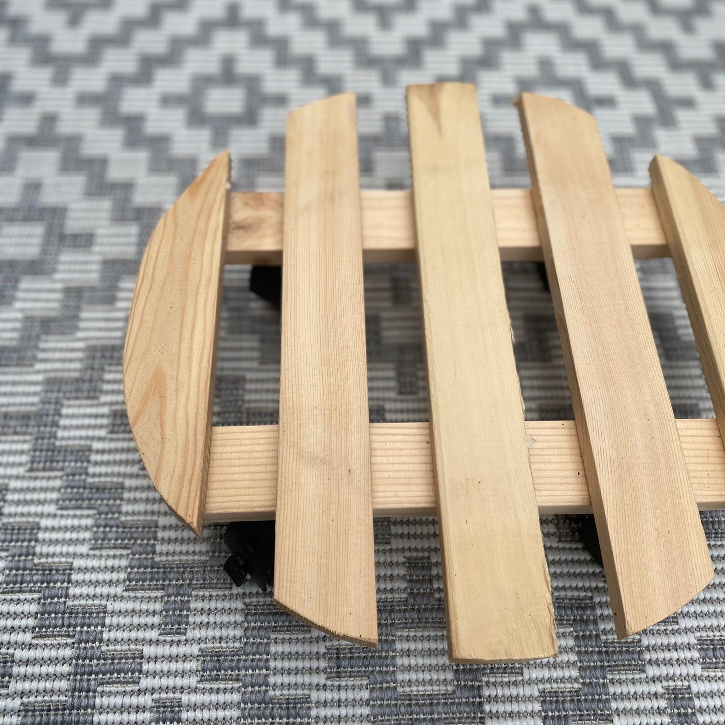Round Wooden Plant Pot Trolley Movers (30cm) - Pack of 2