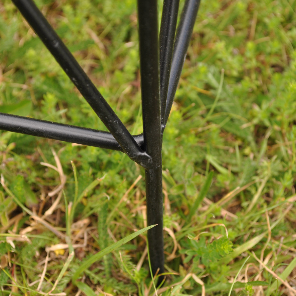 Pair of Roman Steel Garden Obelisks (2.1m)