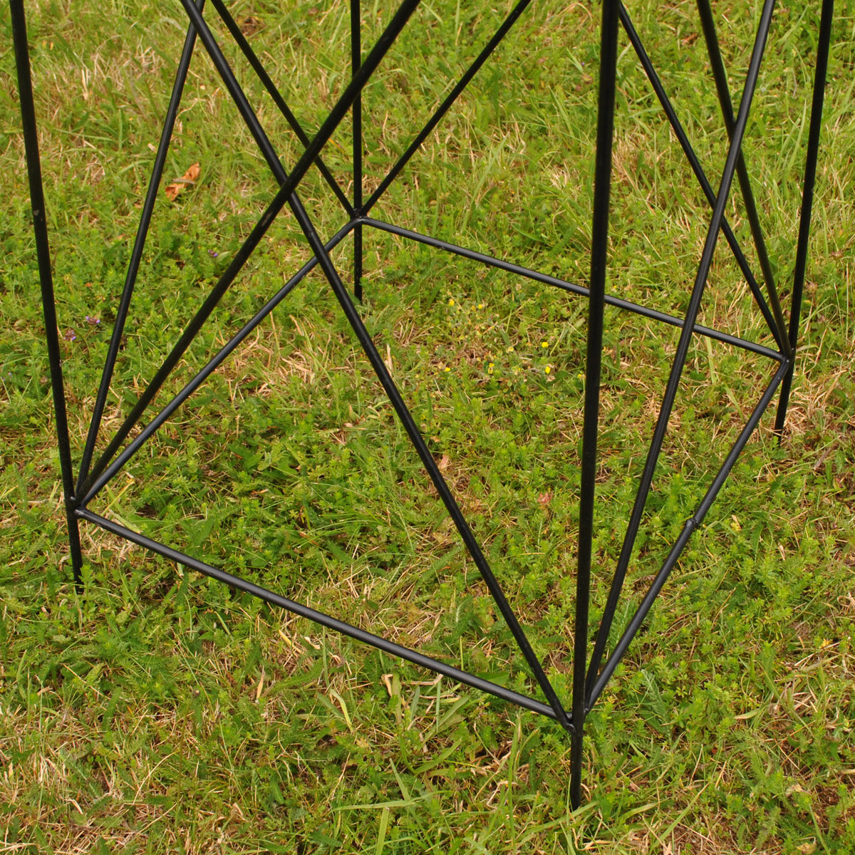 Pair of Roman Steel Garden Obelisks (2.1m)