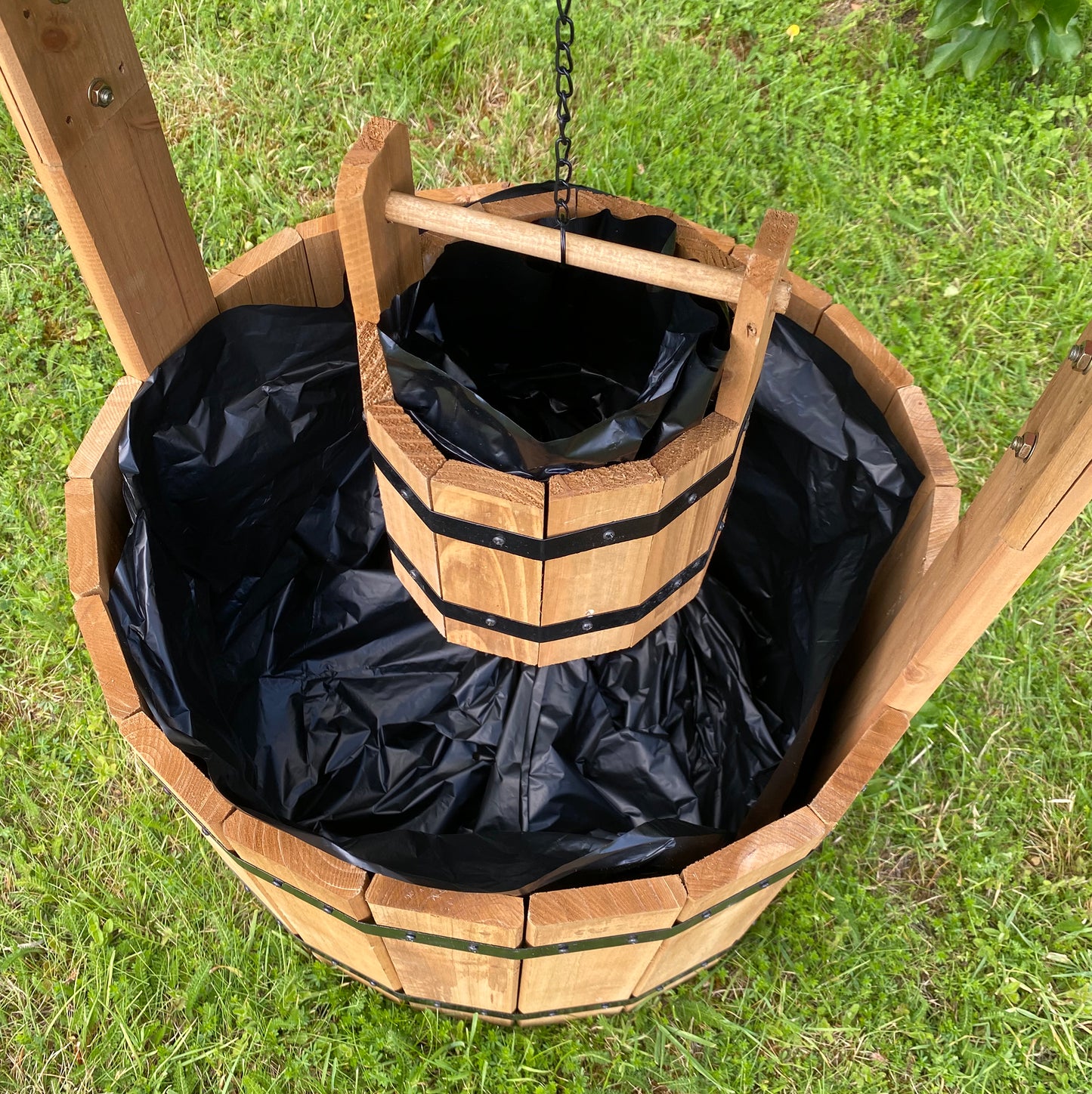 Large Wooden Wishing Well Garden Planter