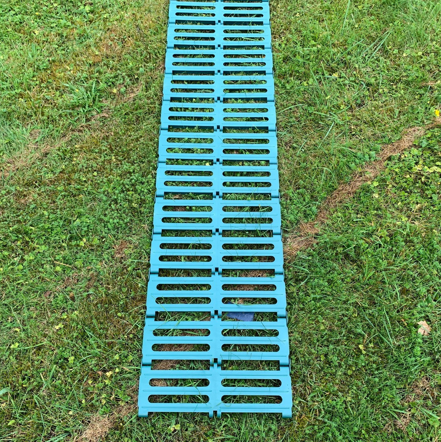 Roll Out Green Plastic Garden Track Path (3m Roll)