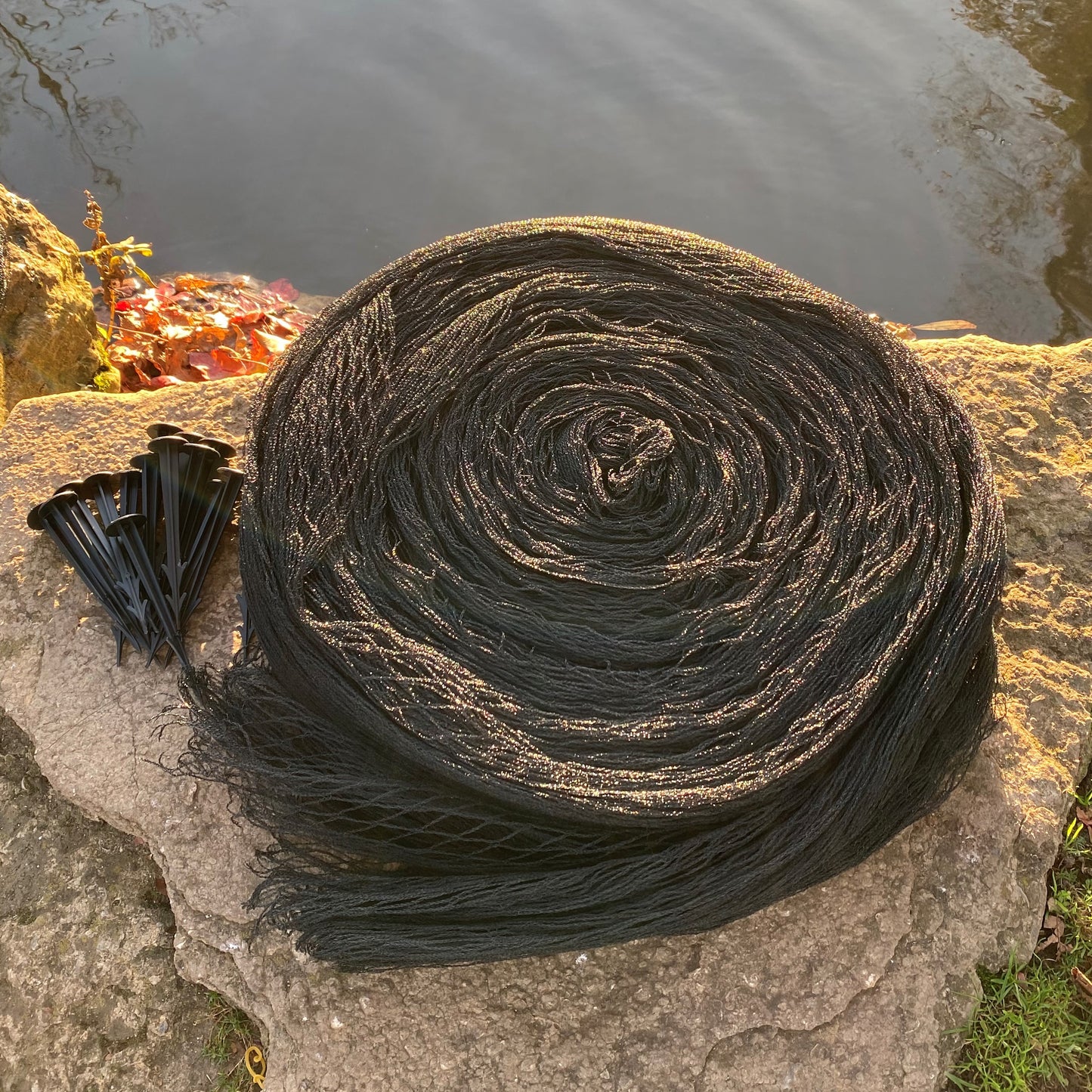 Protective Pond Netting Cover with 12 Pegs (6m x 5m)