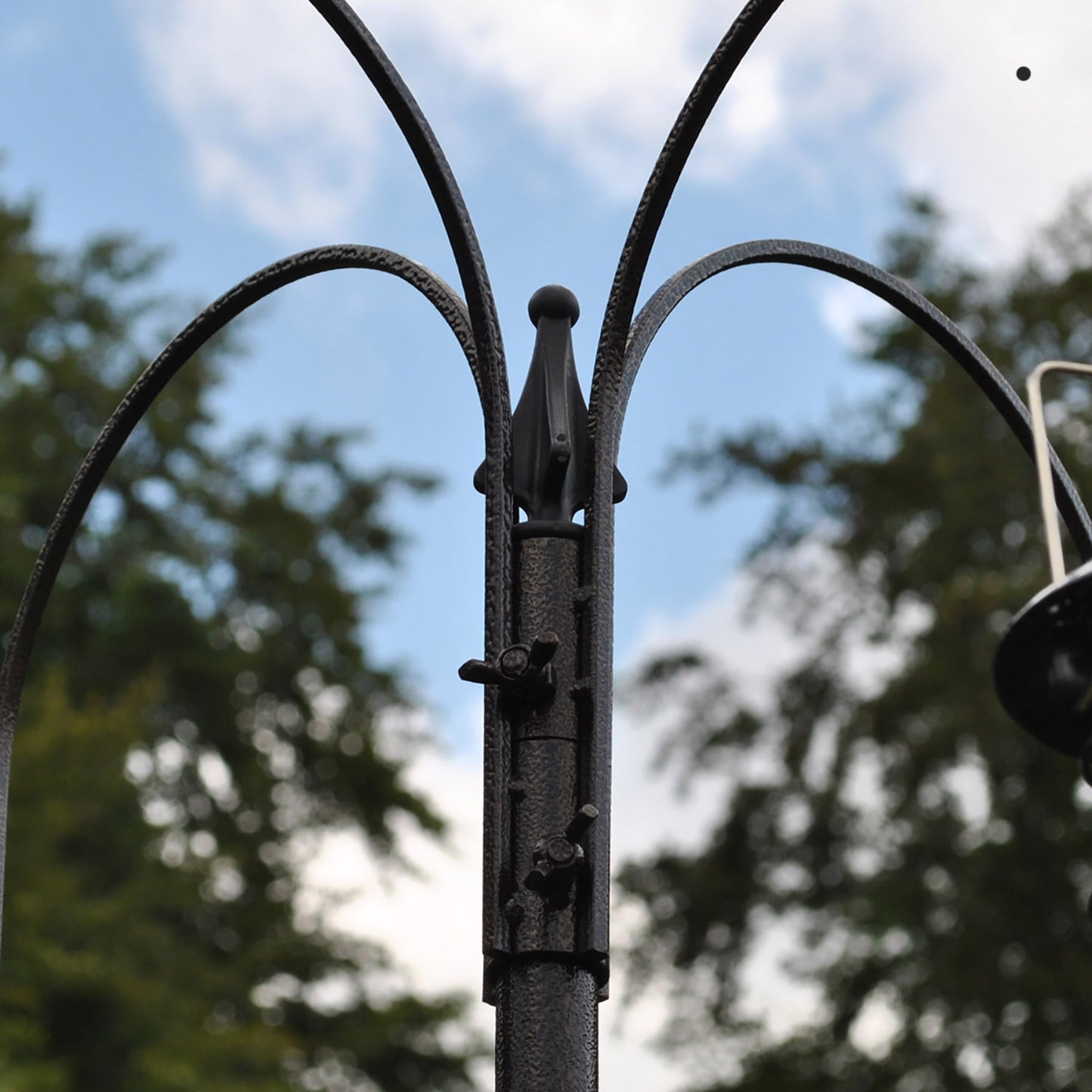 Feeding Station Metal Hanging Bracket Hook for 4 Bird Feeders