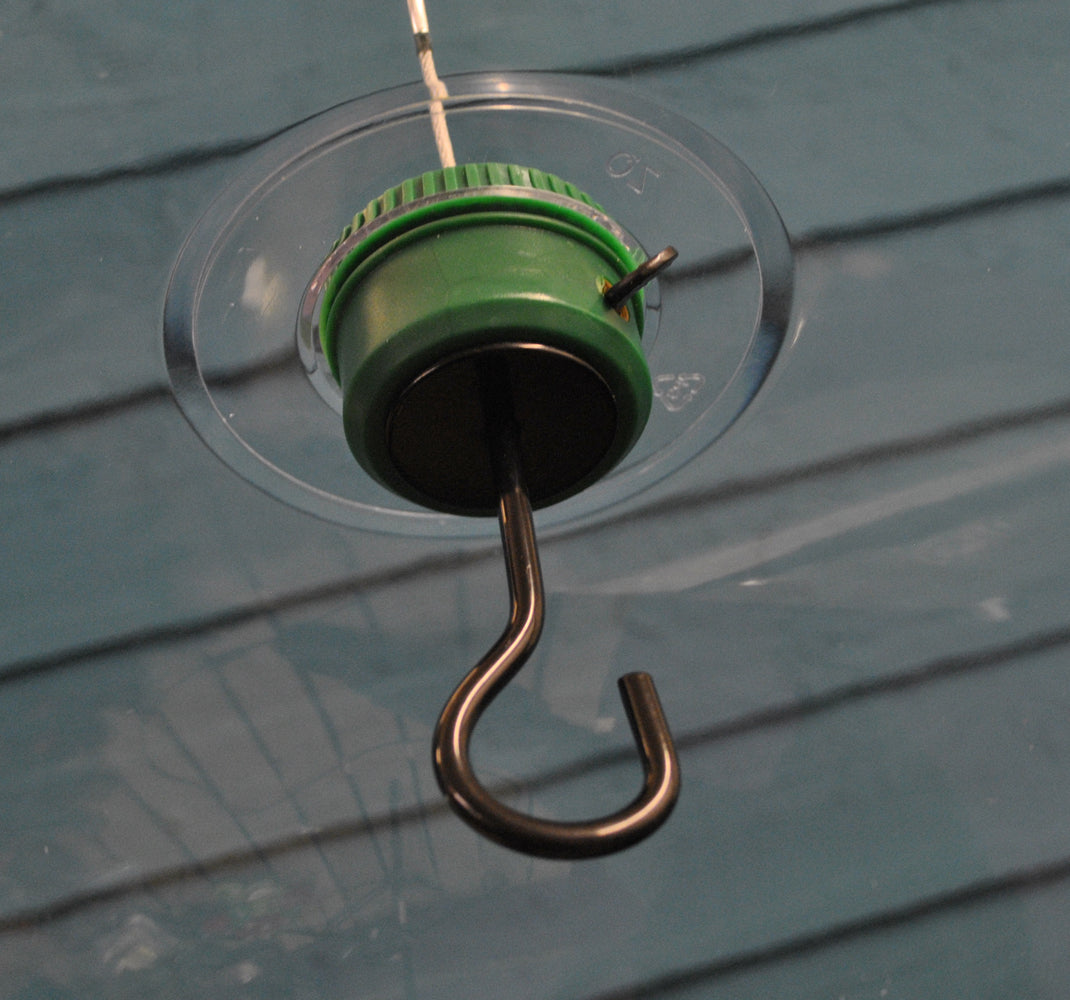 Hanging Hook & Collar for Squirrel Proof Bird Feeder Baffle GFJ429