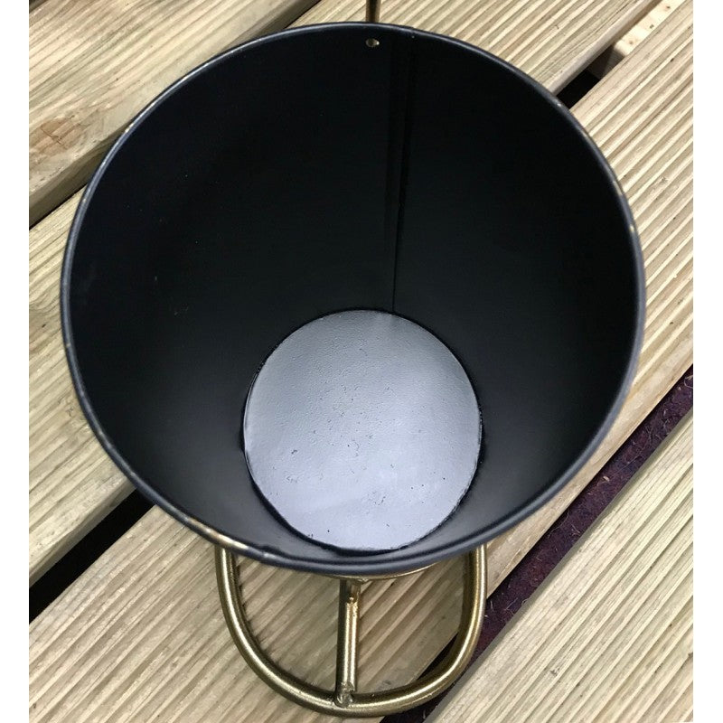 Curious Cat Plant Pot in Burnished Gold