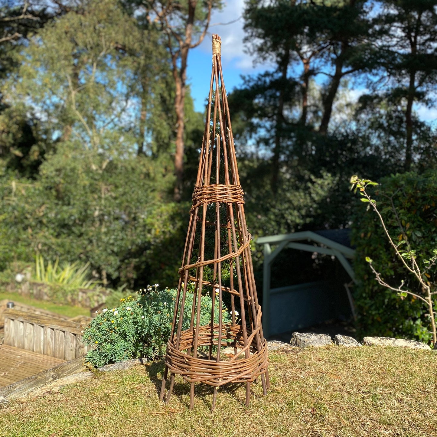 Set of 2 Spiral Willow Garden Obelisks (1.2m)