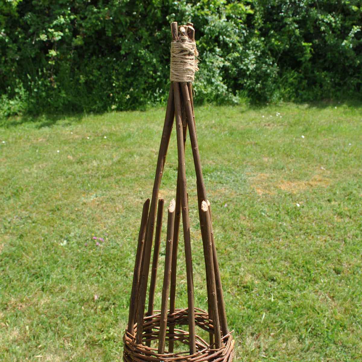 Set of 2 Spiral Willow Garden Obelisks (1.2m)