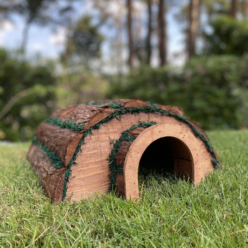 Wooden Barkwood Hogitat Hedgehog House Shelter