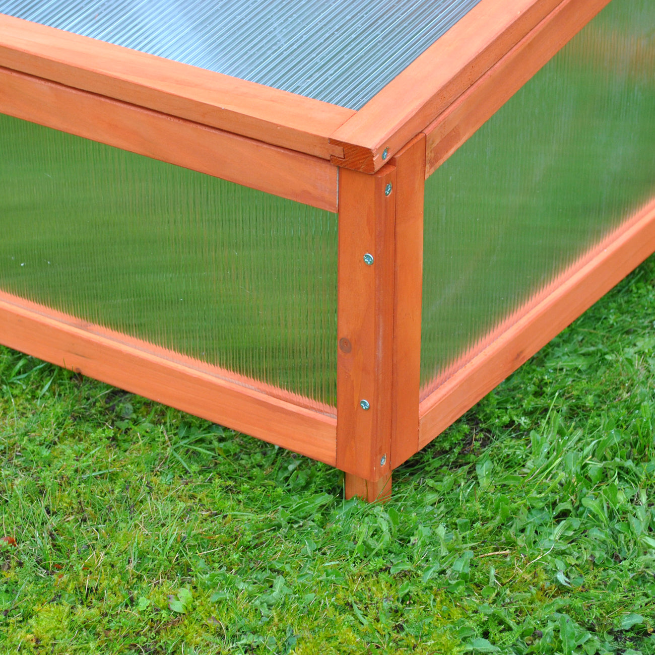 Polycarbonate Cold Frame for Medium Wooden Raised Vegetable Bed Planter