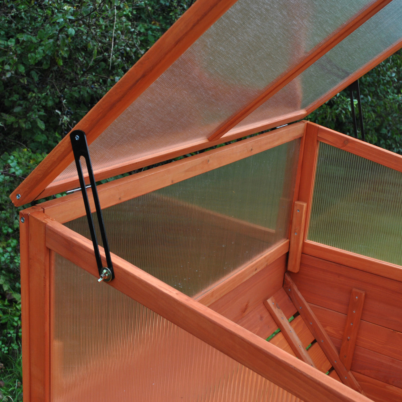 Veg-Trough Medium Wooden Raised Vegetable Bed Planter with Polycarbonate Cold Frame