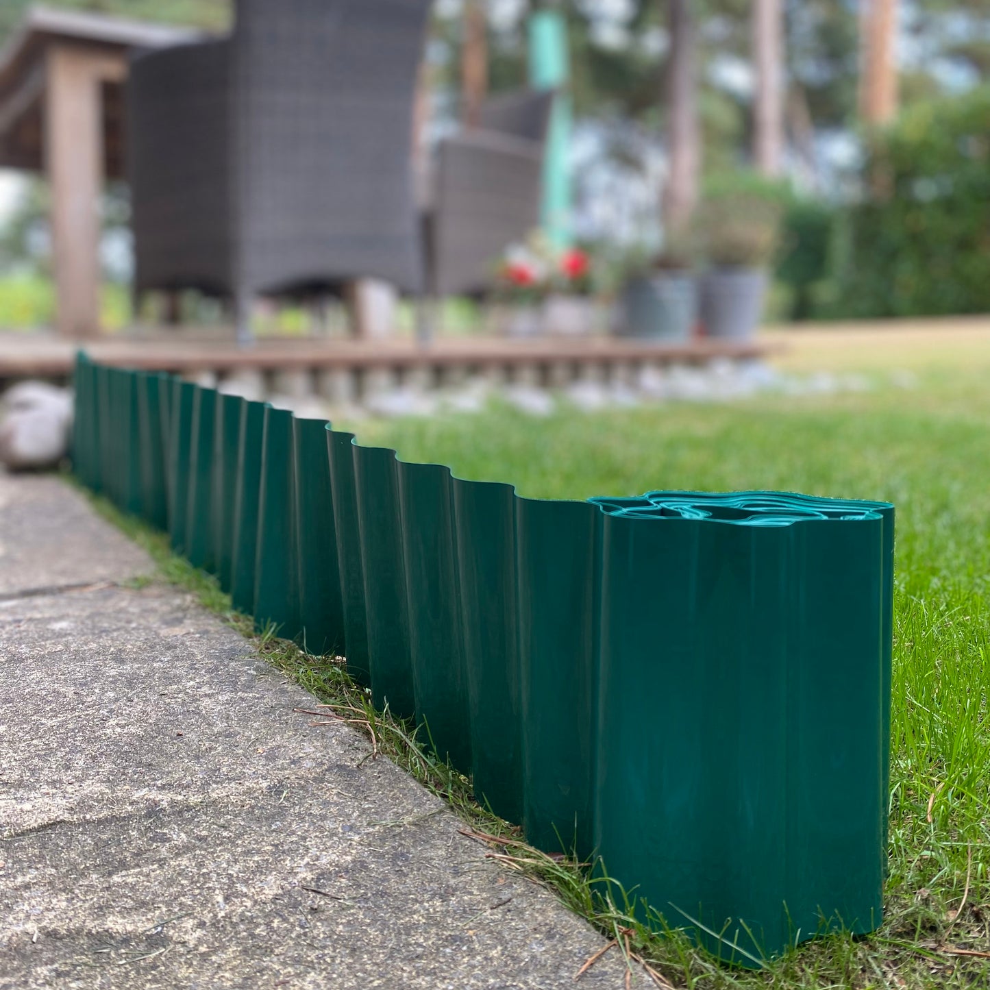 Set of 3 Green Plastic Garden Lawn Edging (9m x 15cm Roll)