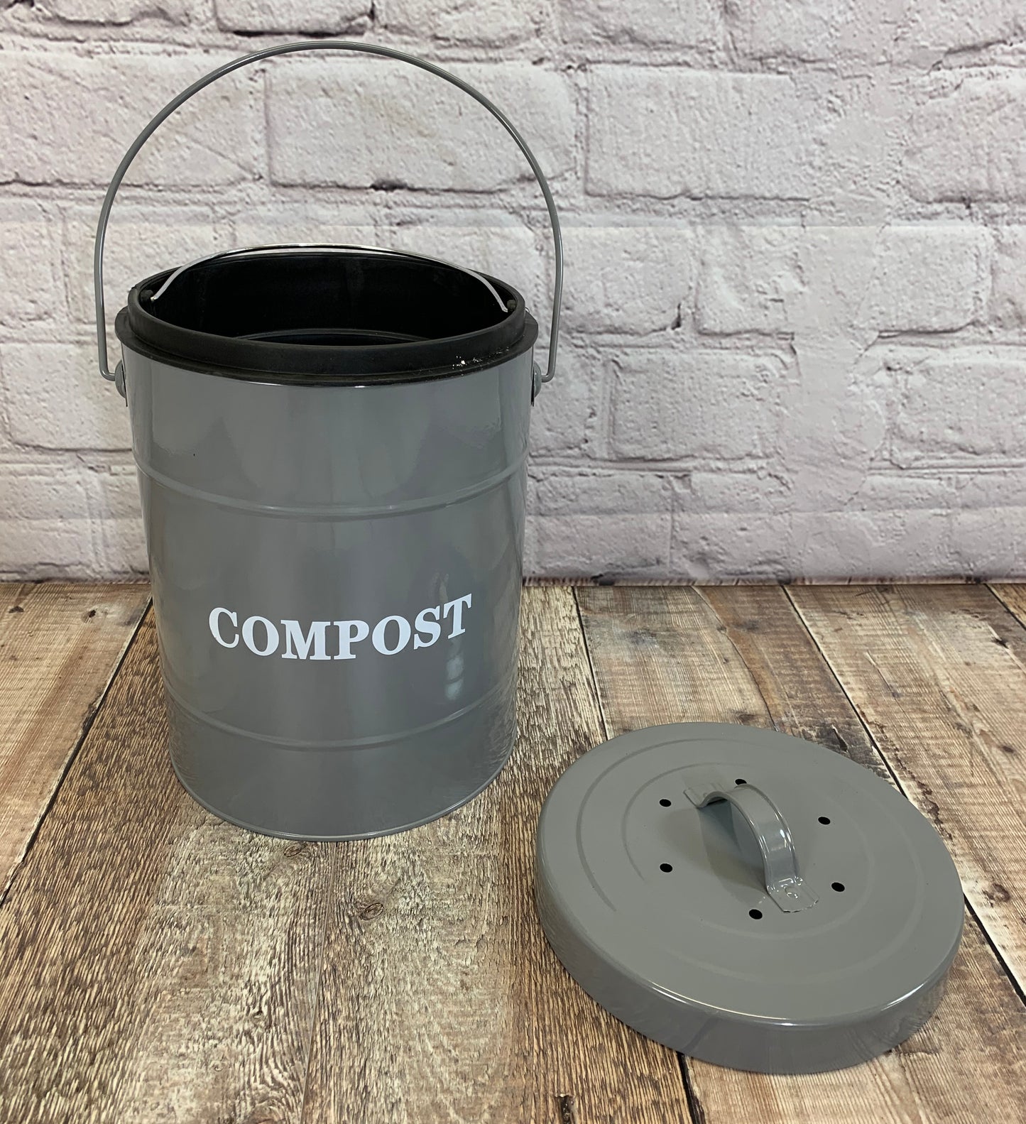 Large Kitchen Composter Caddy with Inner Bucket and 3 Filters in French Grey