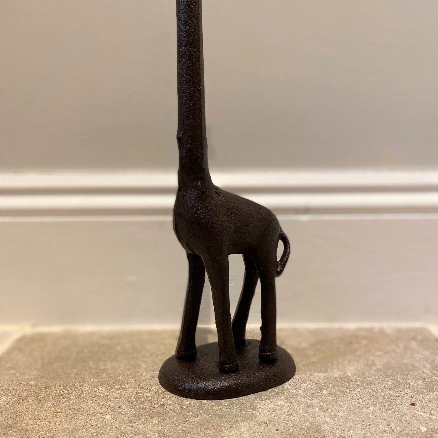 Giraffe Loo Roll Holder in Cast Iron (Set of 2)