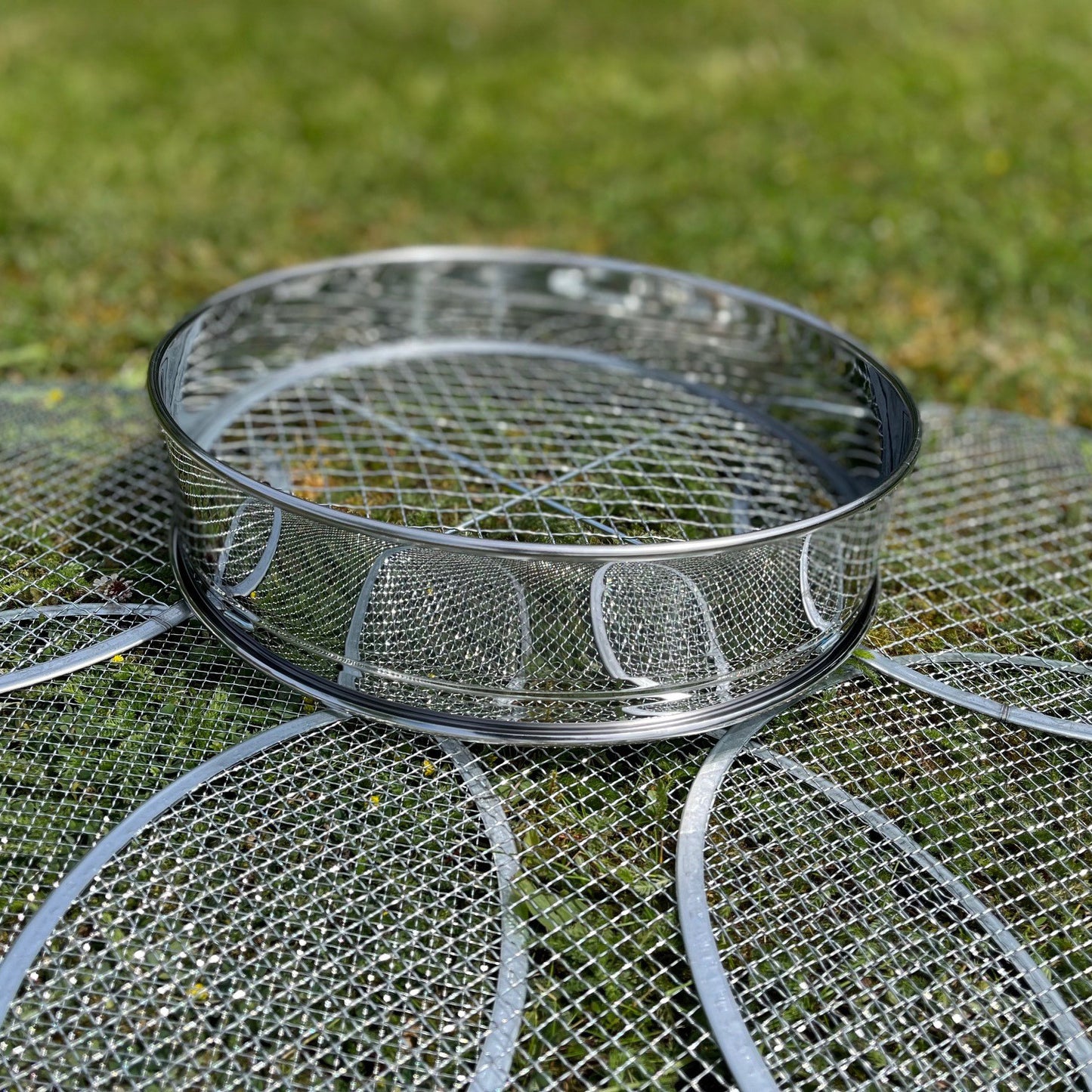 Stainless Steel Soil Sieve with 5 Interchangeable Filters