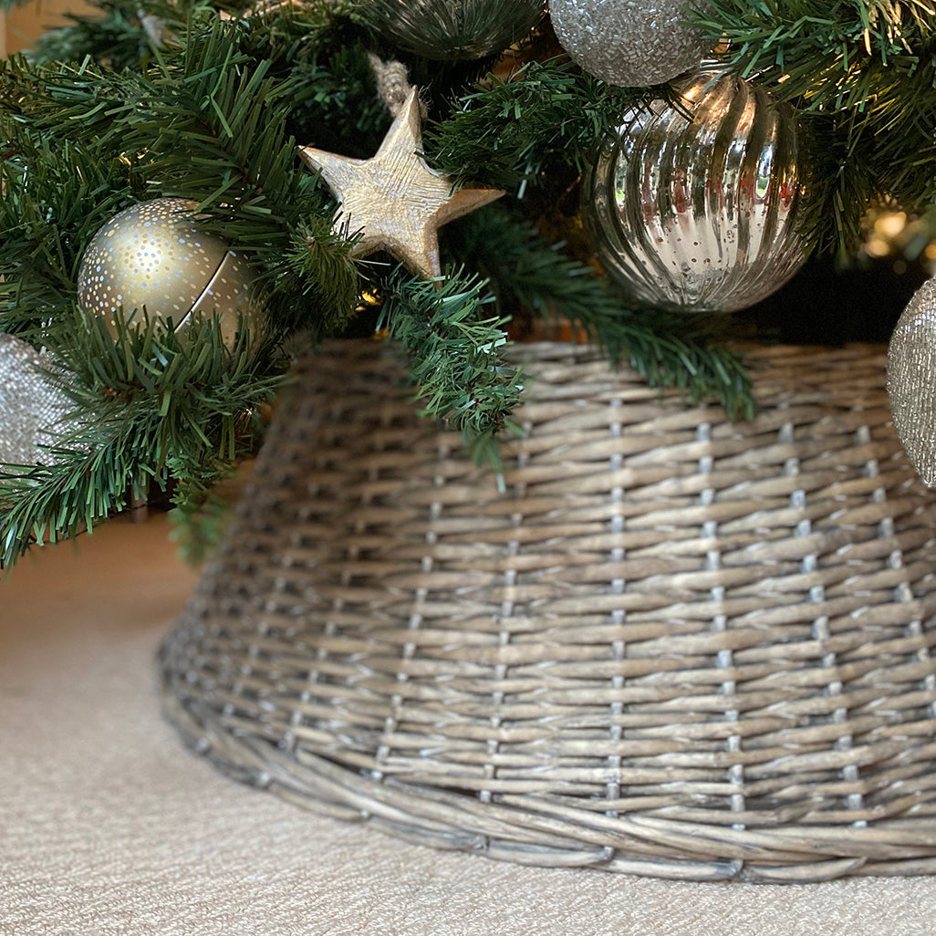Large Grey Wicker Christmas Tree Skirt Base Surround Present Guard