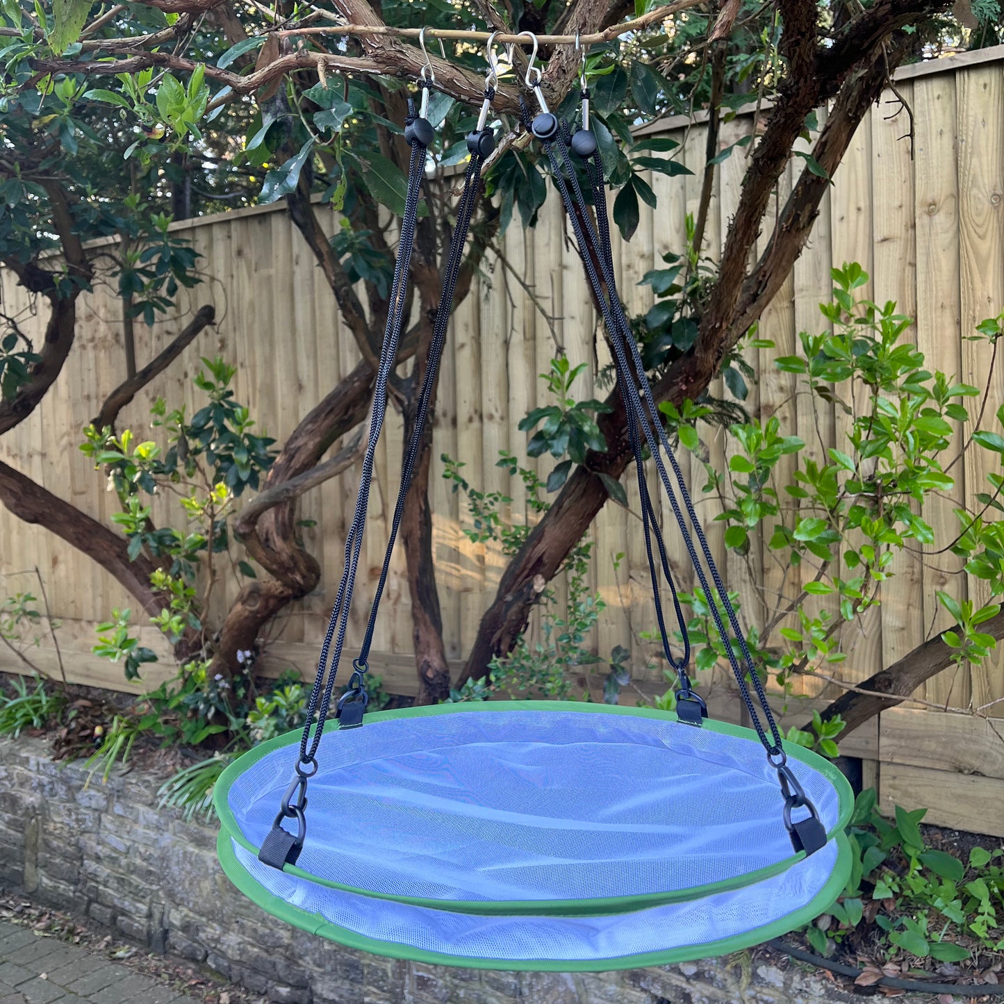Large Mesh Bird Feeder Seed Catcher Tray