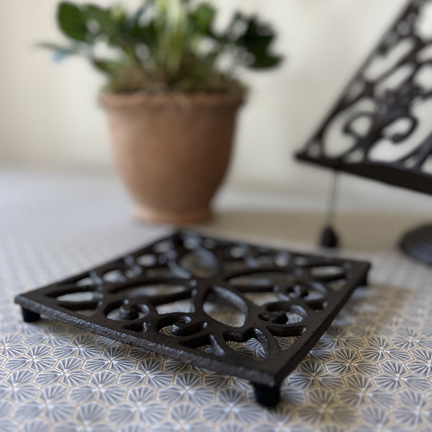 Traditional Cast Iron Ornate Cookbook Stand  & Square Trivet Set