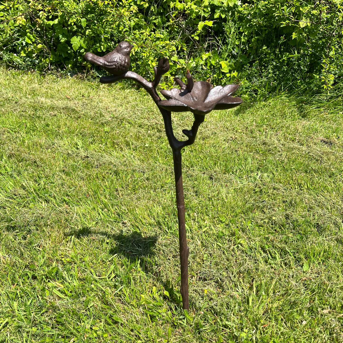 Cast Iron Wild Bird Ornate Flower Dish Bird Feeder