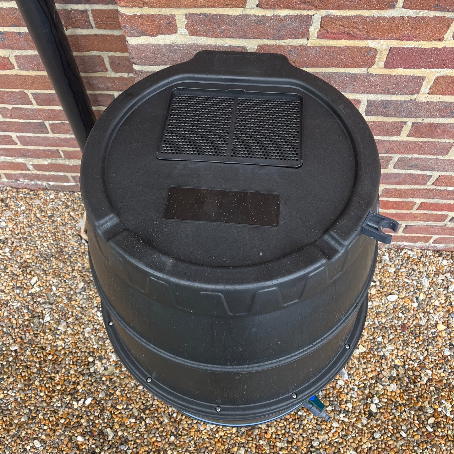 Rain Barrel Water Butt with Tap & Lid (170 Litre)