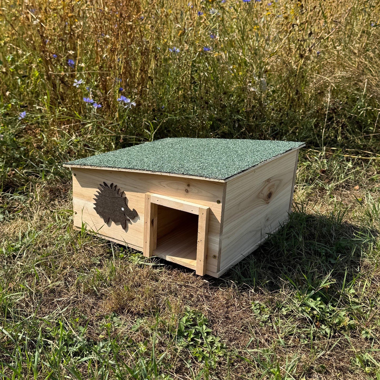 Wooden Hedgehog House & Hibernation Shelter with 2 Chambers