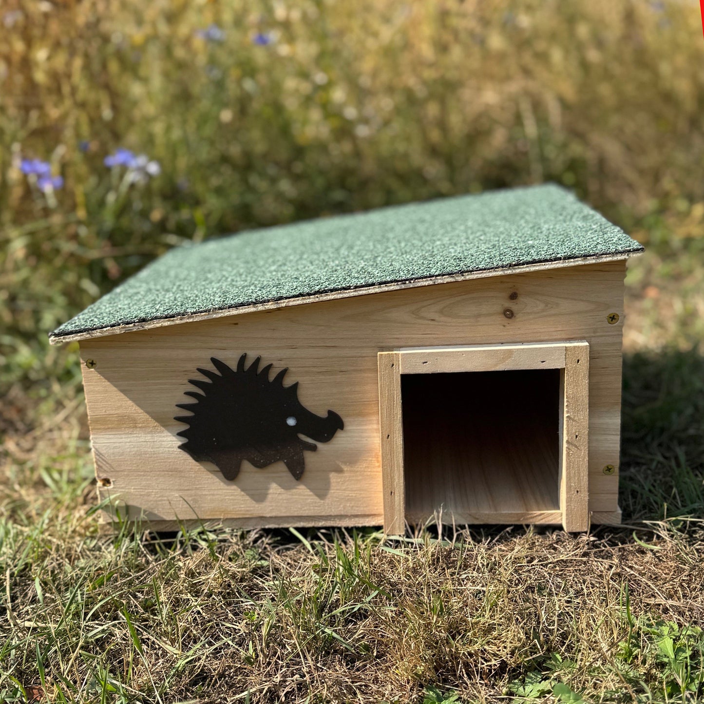 Wooden Hedgehog House & Hibernation Shelter with 2 Chambers