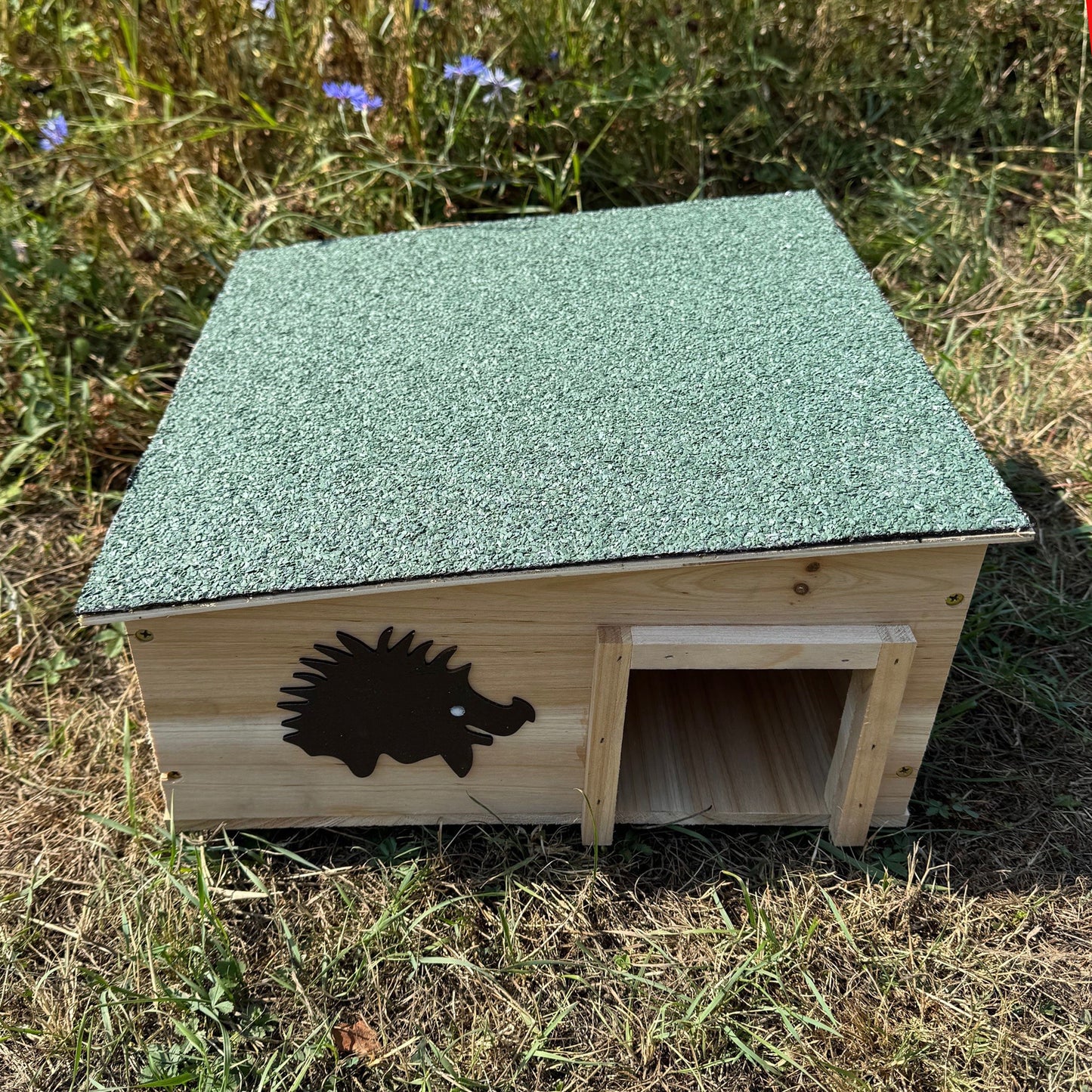 Wooden Hedgehog House & Hibernation Shelter with 2 Chambers