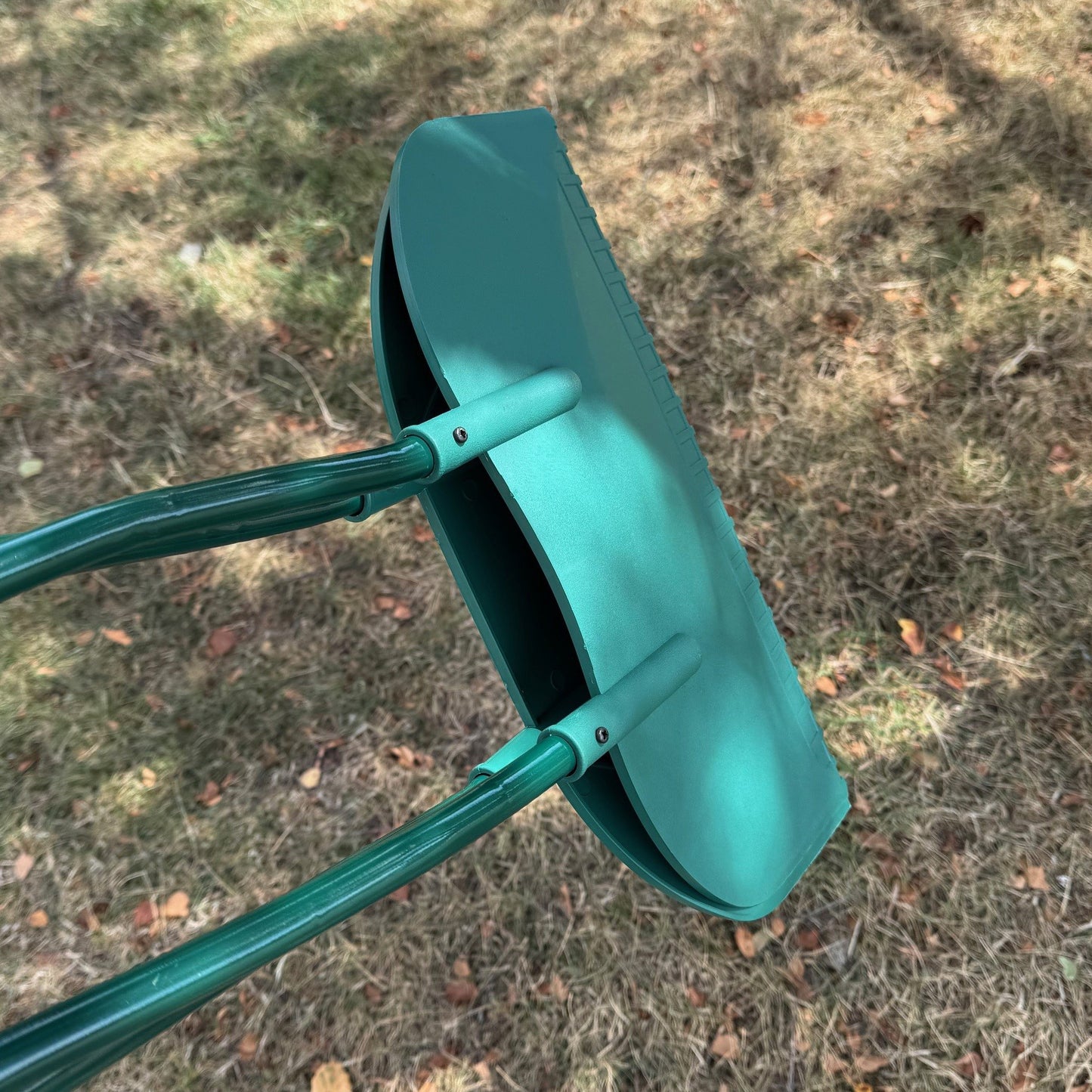 Long Handled Foam Grip Leaf Collecting Grabs
