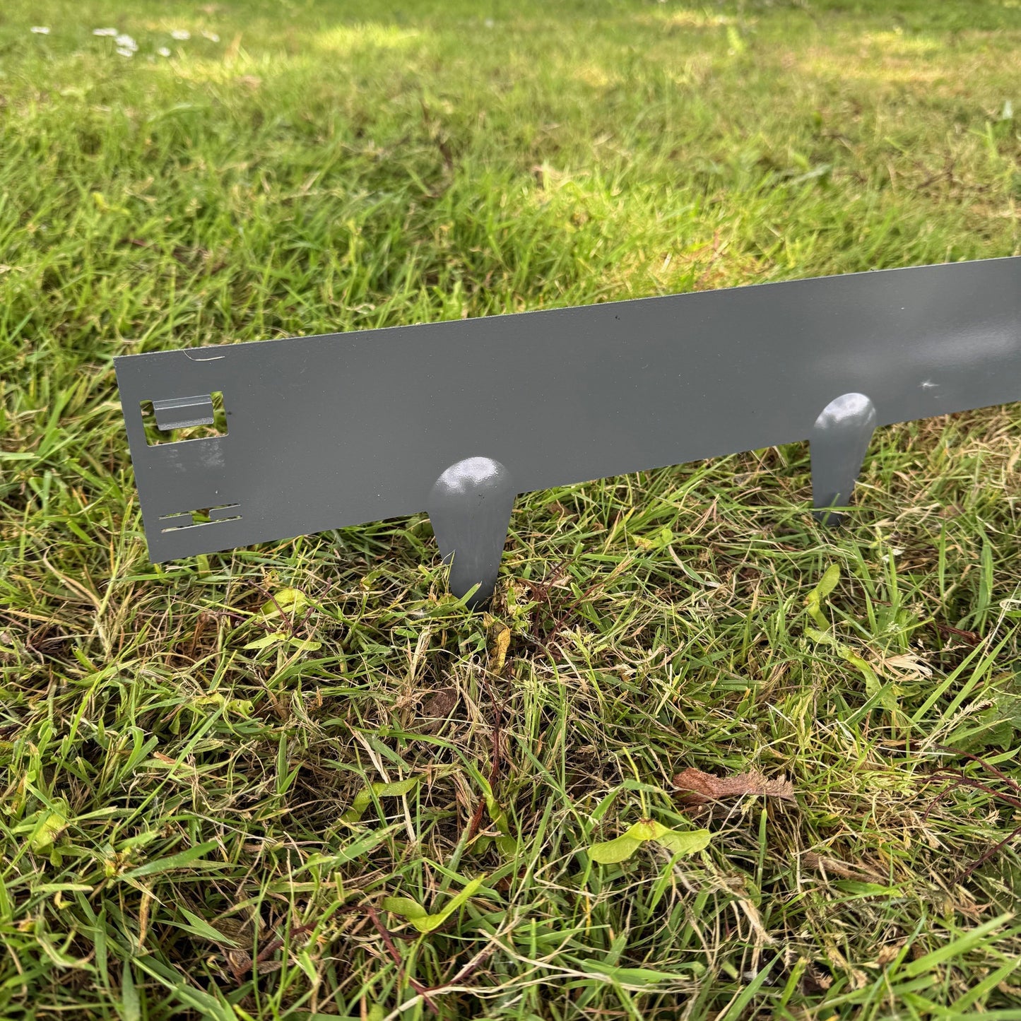 Metal Garden Lawn & Border Edging in Grey (106cm x 8cm) - 20 Panels