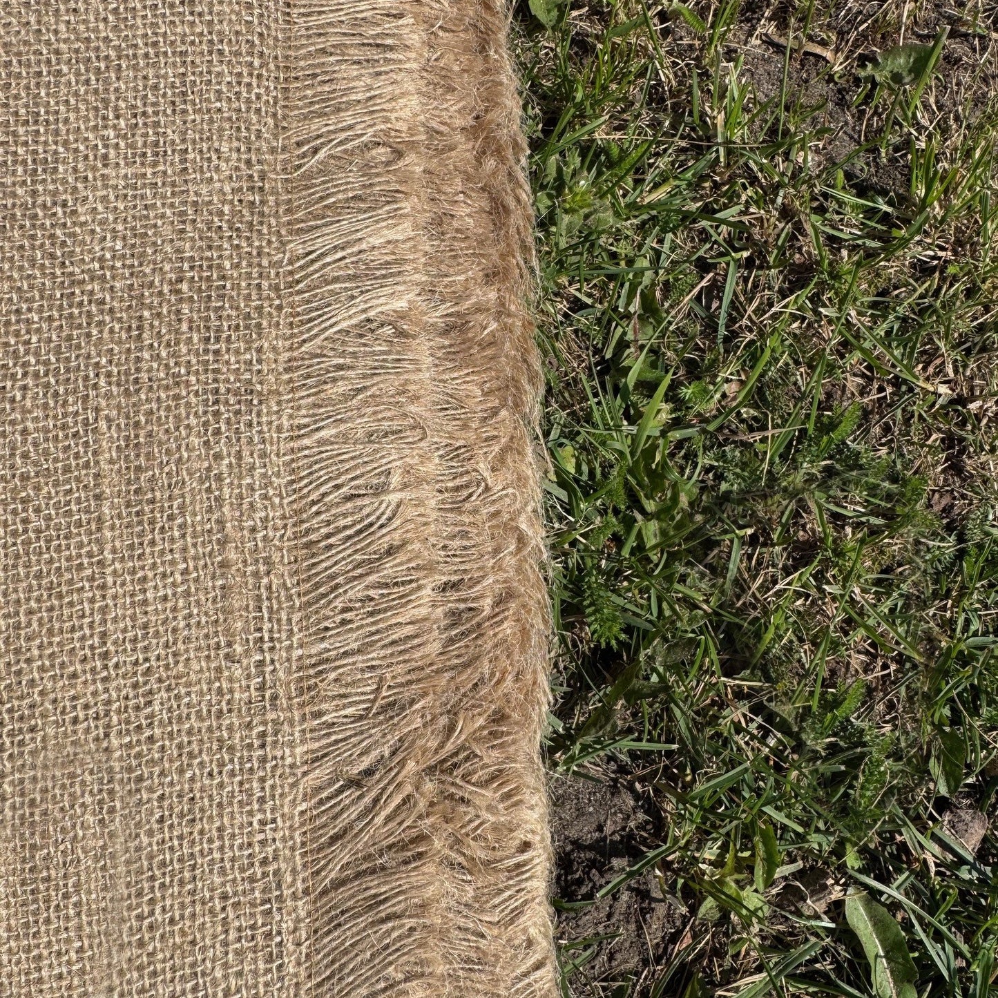 Jute Hessian Burlap Plant Protection Liner & Weed Control Sheet (5m x 1m)