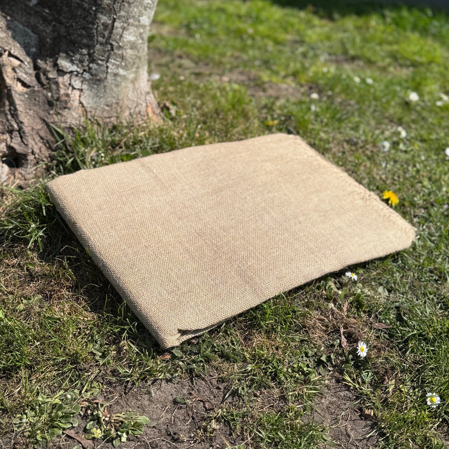 Jute Hessian Burlap Plant Protection Liner & Weed Control Sheet (5m x 1m)