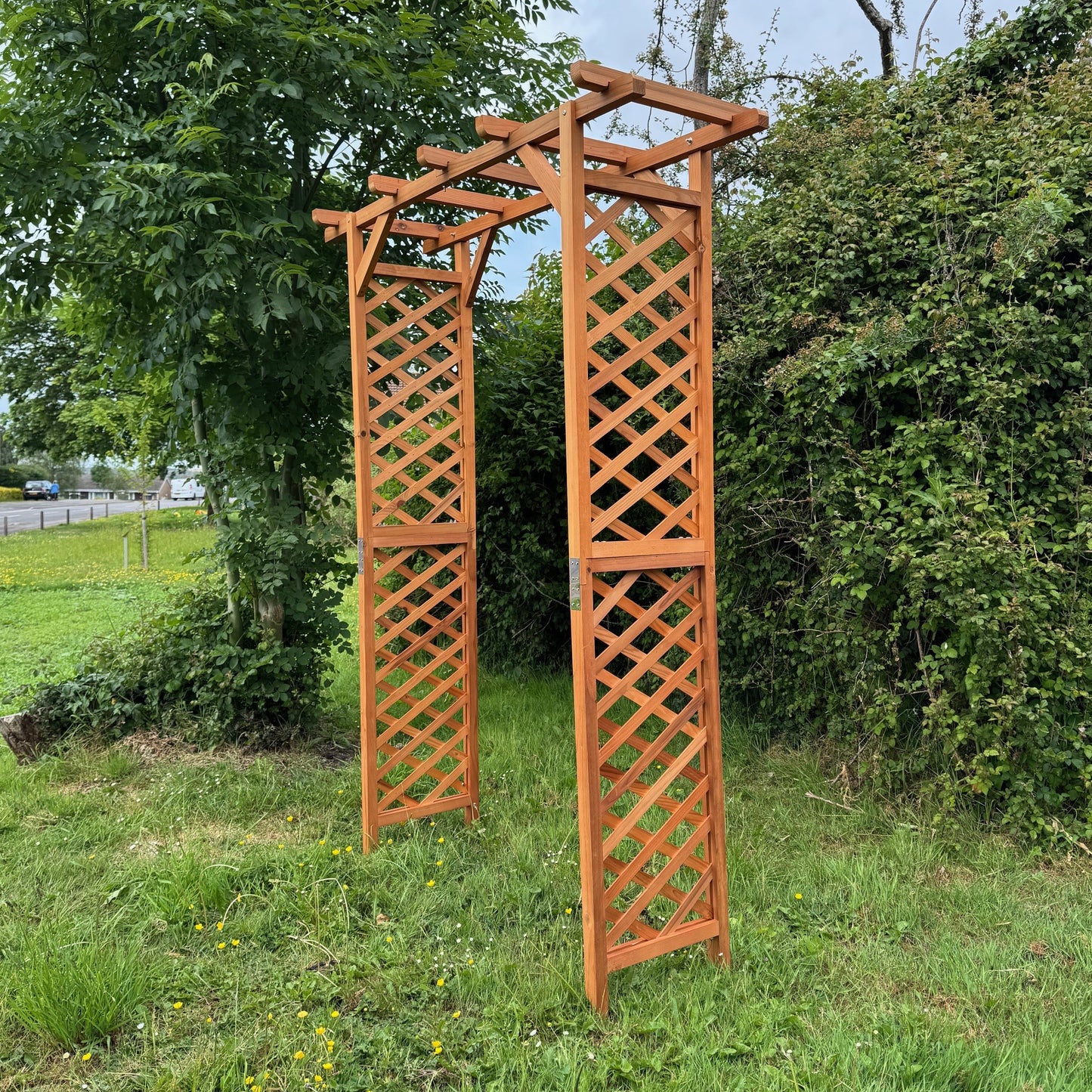 Wooden Garden Arch with Square Top (Tan)