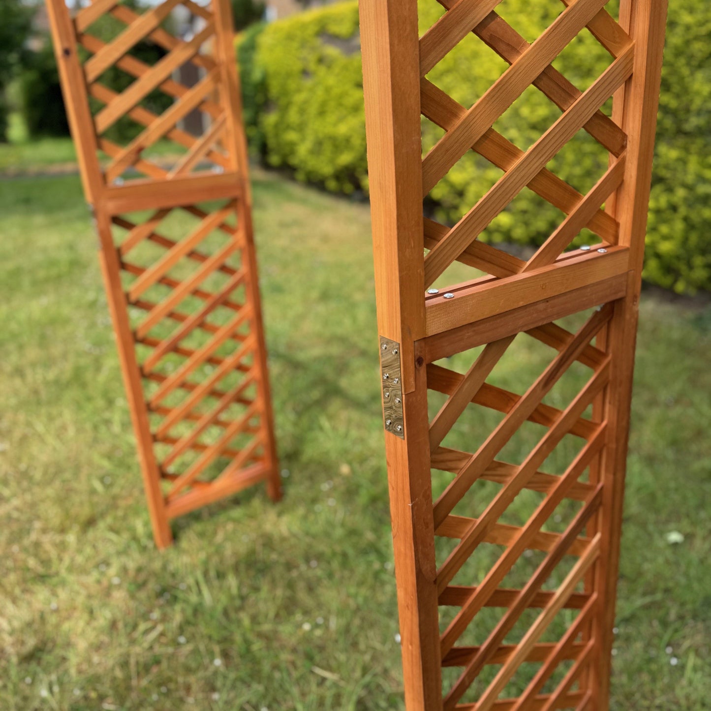 Wooden Garden Arch with Square Top (Tan)