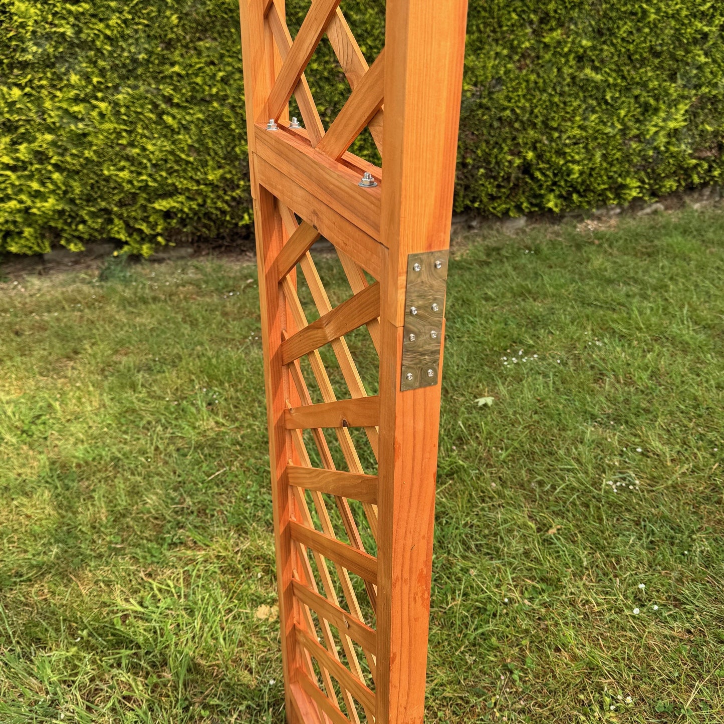 Wooden Garden Arch with Square Top (Tan)