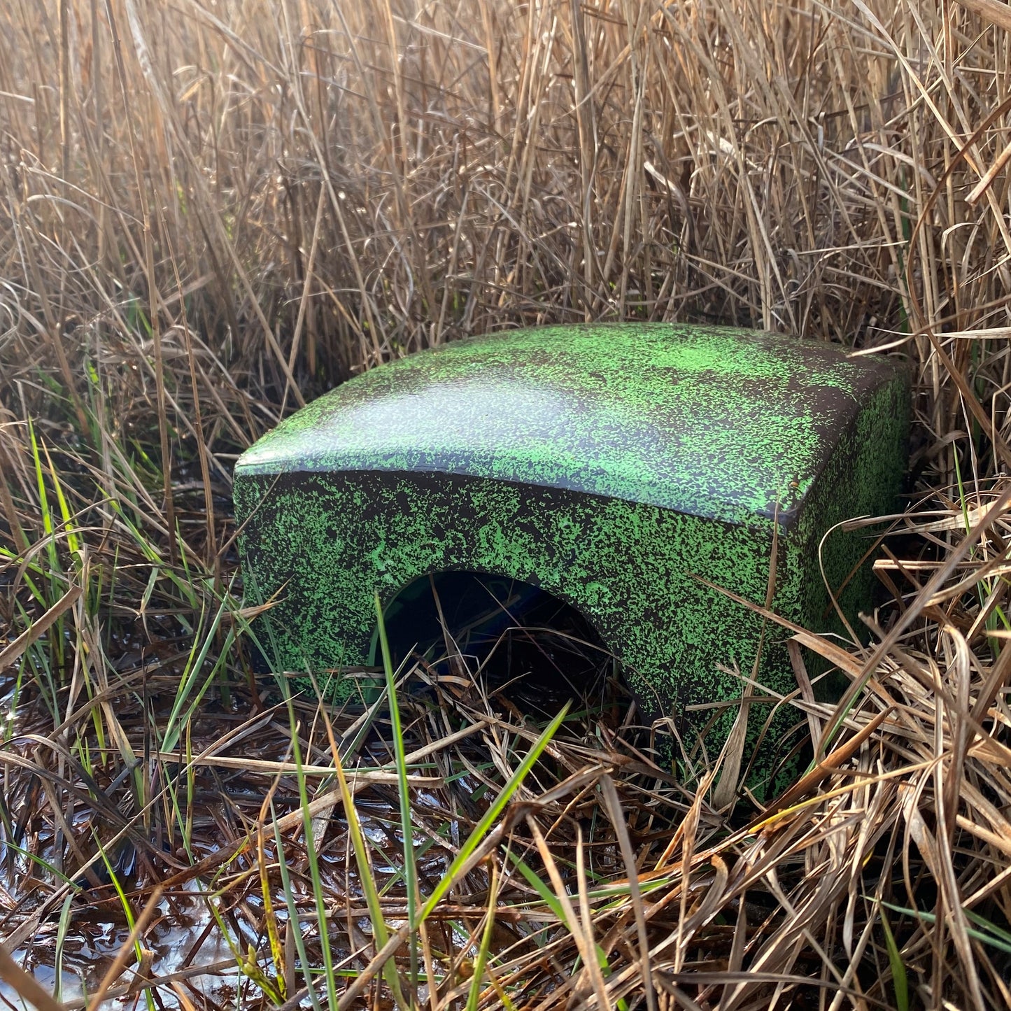 Ceramic Frog and Toad House garden Habitat