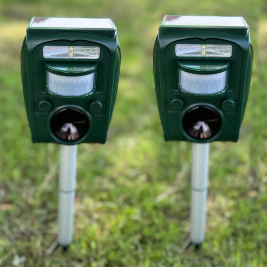 Set of 2 Solar Powered Ultrasonic Cat, Fox, Dog & Rodent Repeller (Batteries Included)