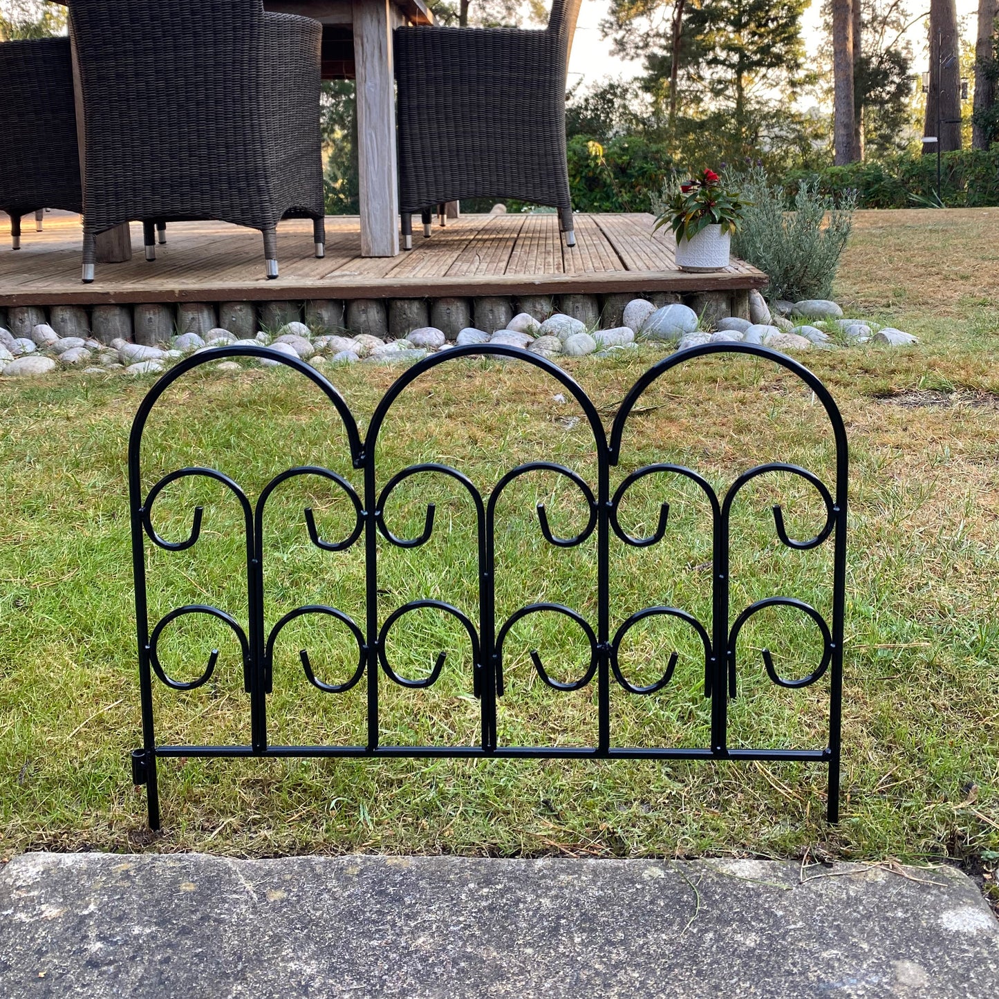 Richmond Steel Garden Lawn Edging (45cm x 41cm) - 10 Panels