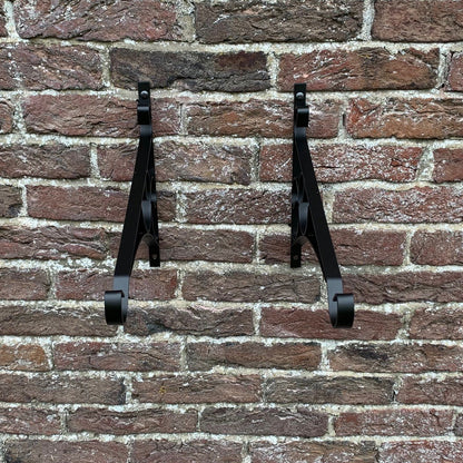 Metal Casterbridge Hanging Basket Brackets (Set of 2)