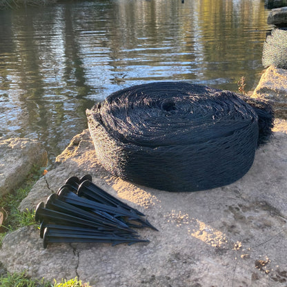 Protective Pond Netting Cover with 16 Pegs (9m x 6m)