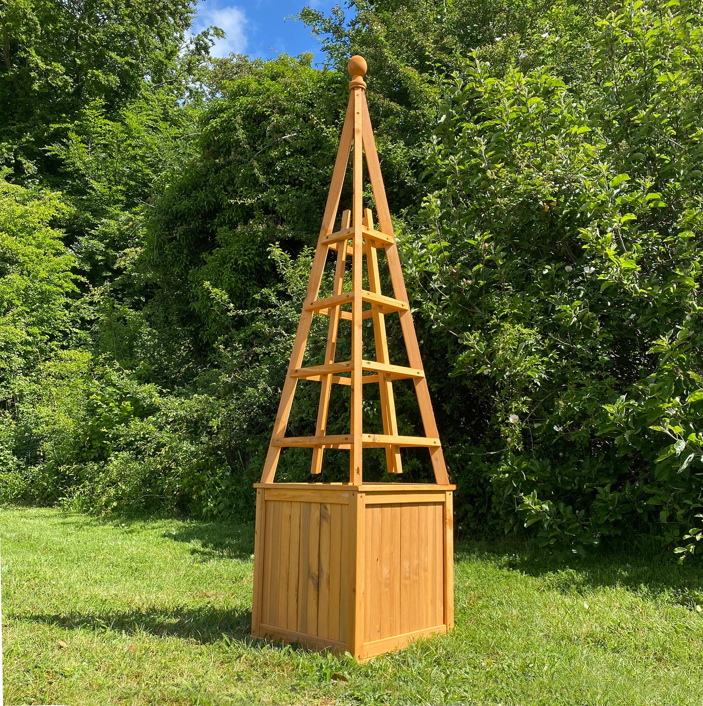 Wooden Garden Obelisk Planter with Liner (Set of 2)