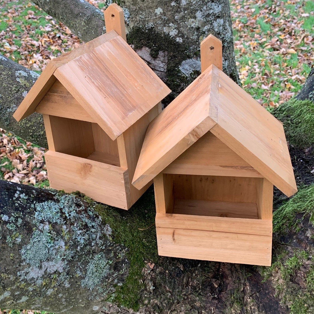 Large Wooden Robin Birdhouse Garden Nest Boxes (Set of 2)