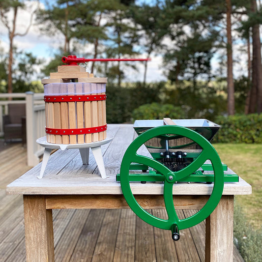 Manual Apple Scratter Pulper Pomace and Traditional Fruit and Apple Press (12 Litre) with Straining Bag