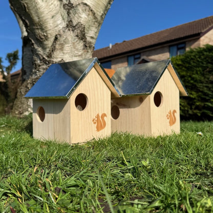 Wooden Garden Squirrel Nest Box House With Metal Roof - Pack of 2