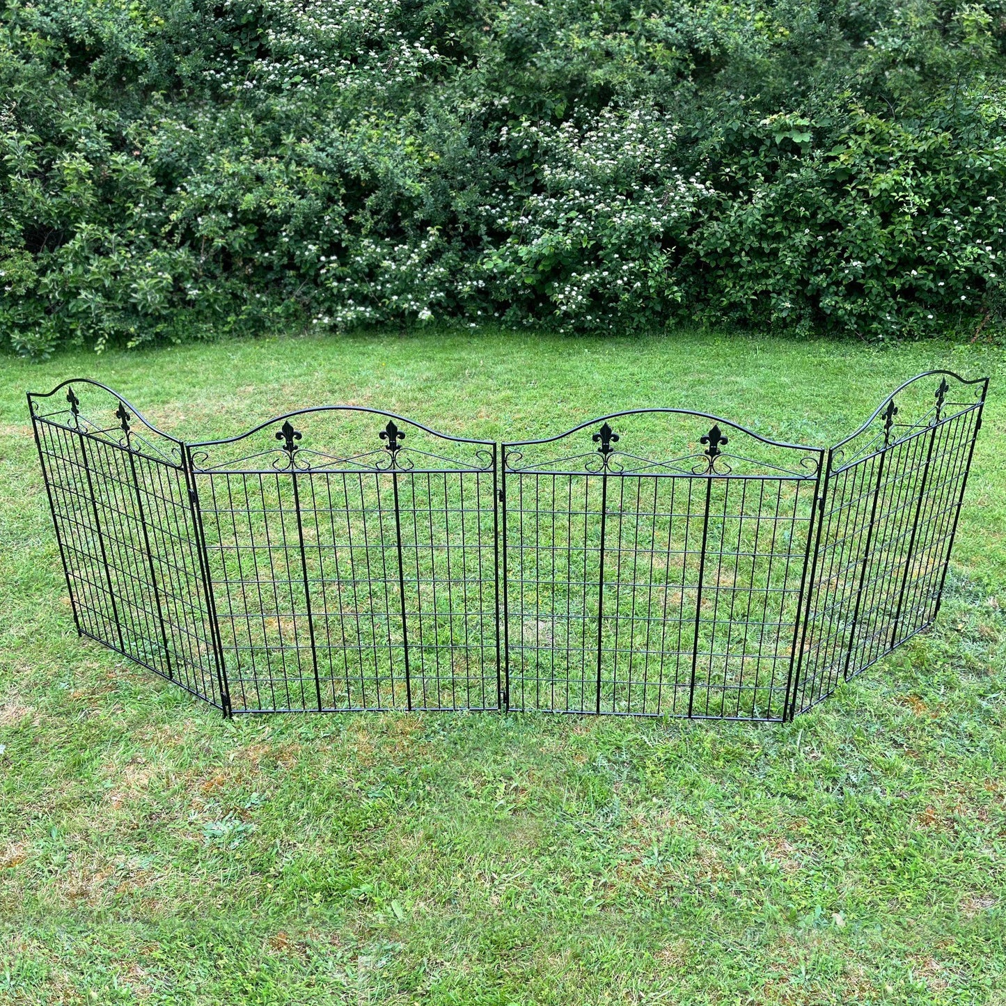 Set of 4 Fleur de Lys Design Metal Fence Panels (112cm x 91cm)