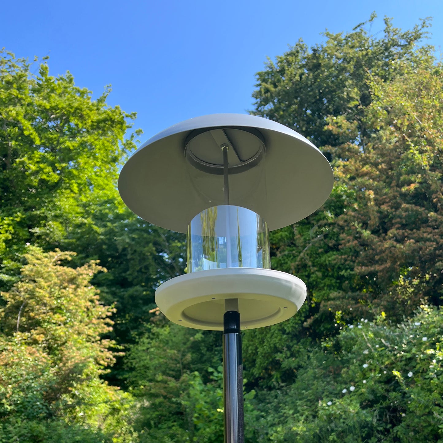 Pole Mounted Metal Bird Seed Feeder Table with Dome Roof