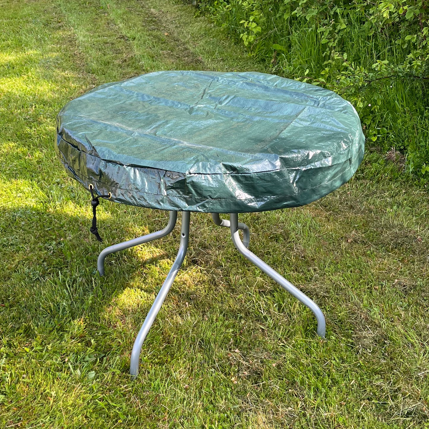 Waterproof Round Table Top Garden Furniture Cover (85cm)