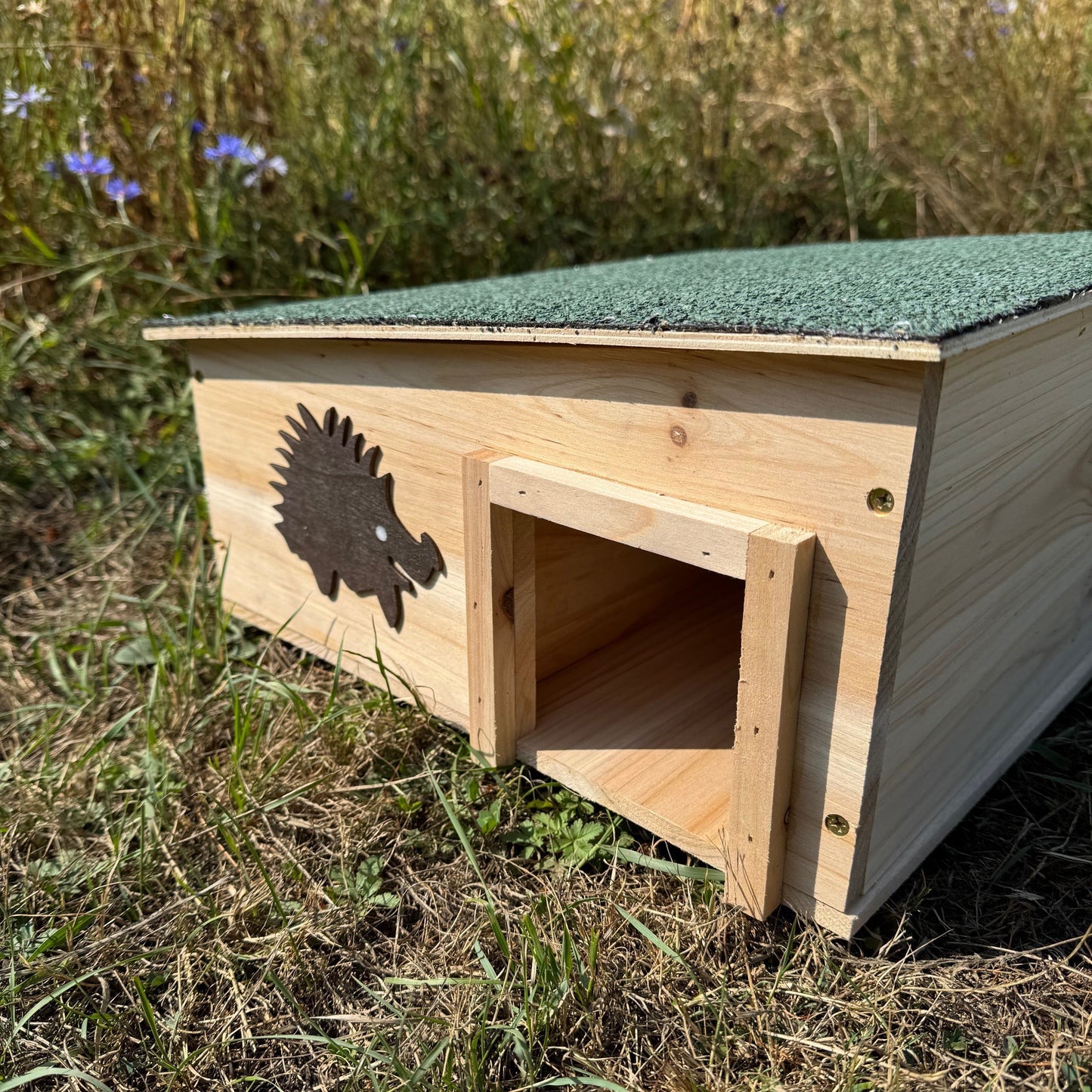 Wooden Hedgehog House & Hibernation Shelter with 2 Chambers