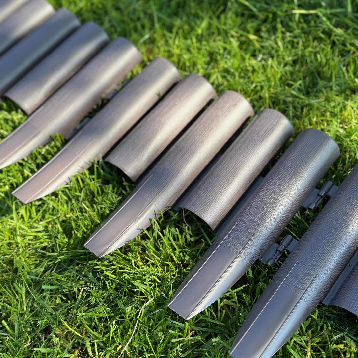 Set of 16 Plastic Wood Effect Lawn Edging Panels (27.5cm x 24cm)