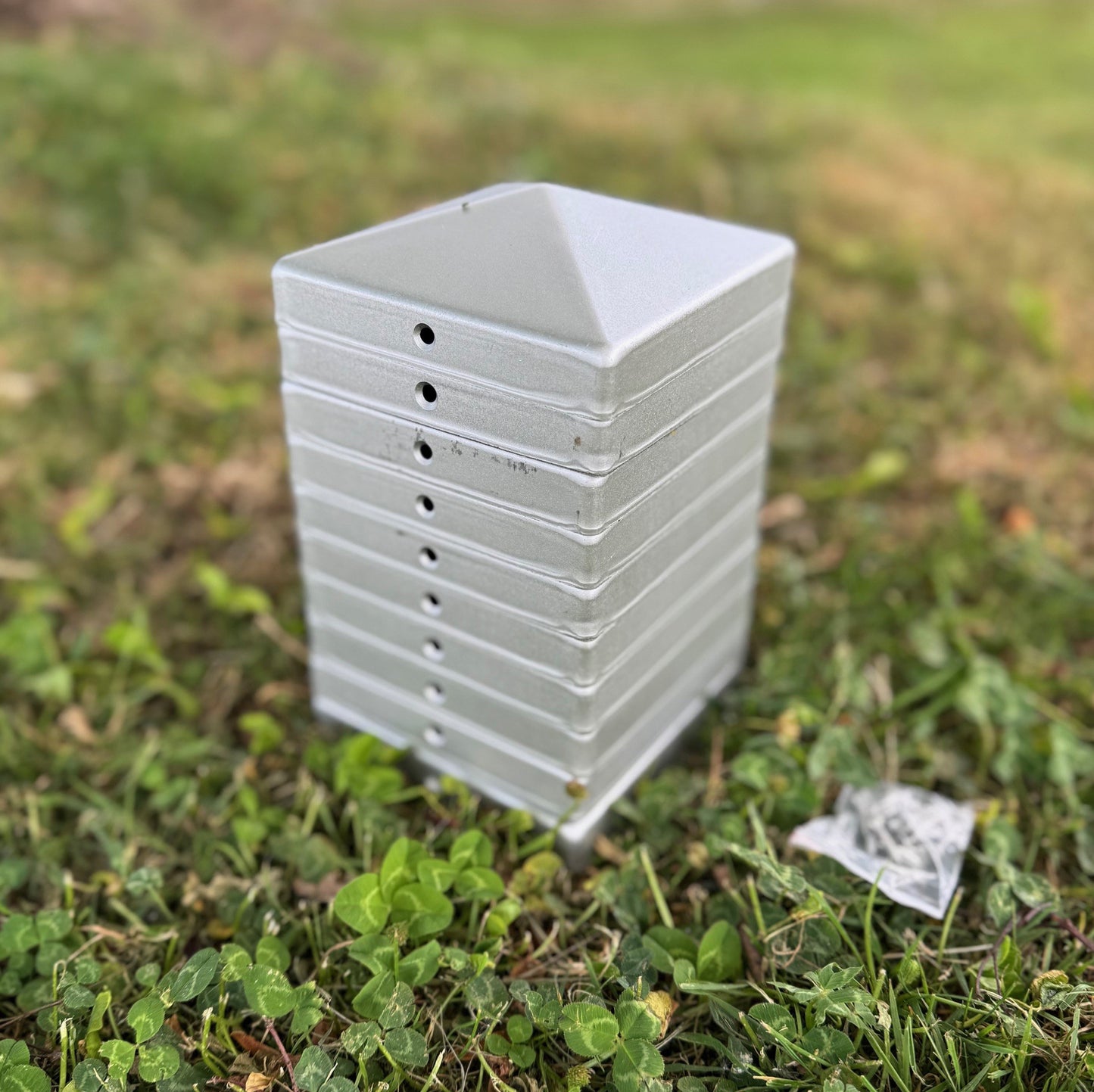 Galvanized Steel Pyramid Shape Fence Post Caps (Pack of 10)